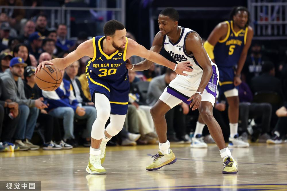 名替补球员 名替补球员