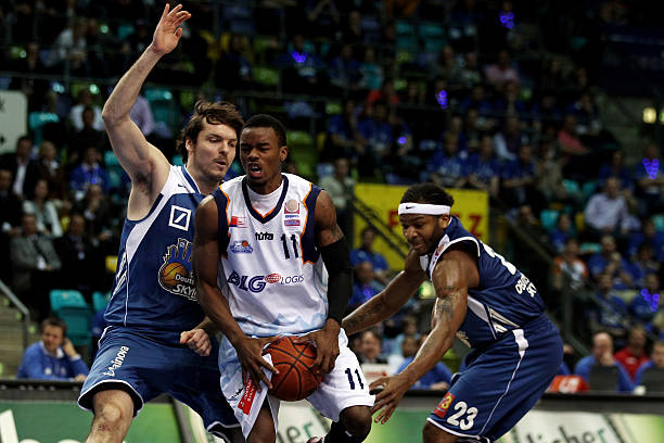 而加克波以 而加克波以