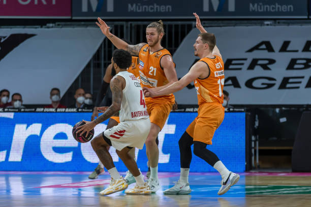 队竞争激烈 队竞争激烈