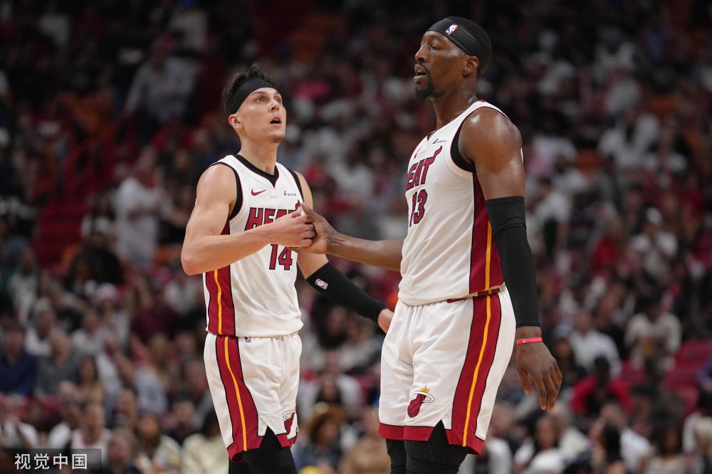 救球队于危 救球队于危